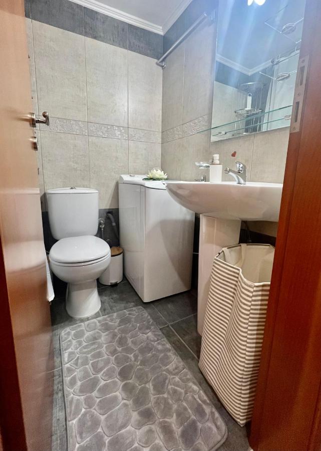 Elegant Downtown Retreat Daire Kalamata Dış mekan fotoğraf