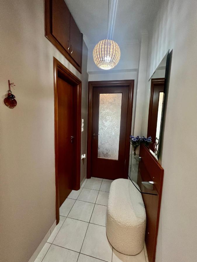 Elegant Downtown Retreat Daire Kalamata Dış mekan fotoğraf